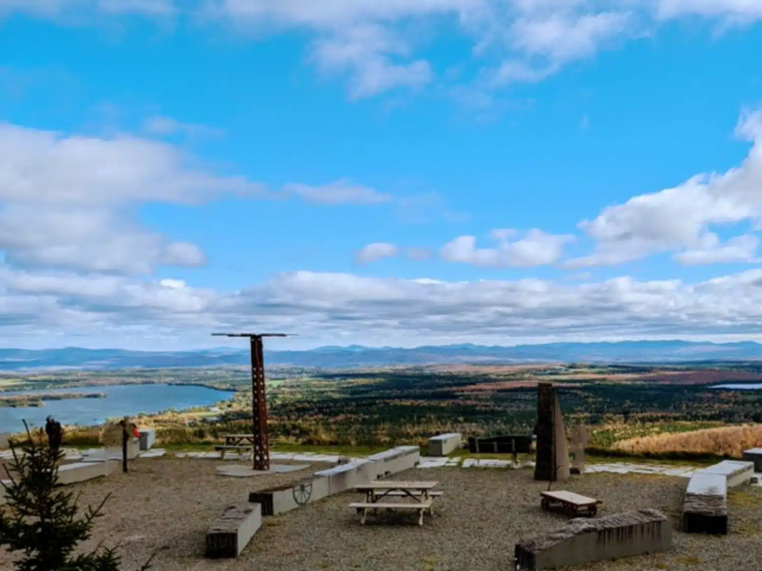 La magnifique vue de la Maison du Granit